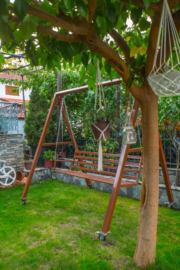 Avgi Apartment Káto Loutrákion Екстериор снимка