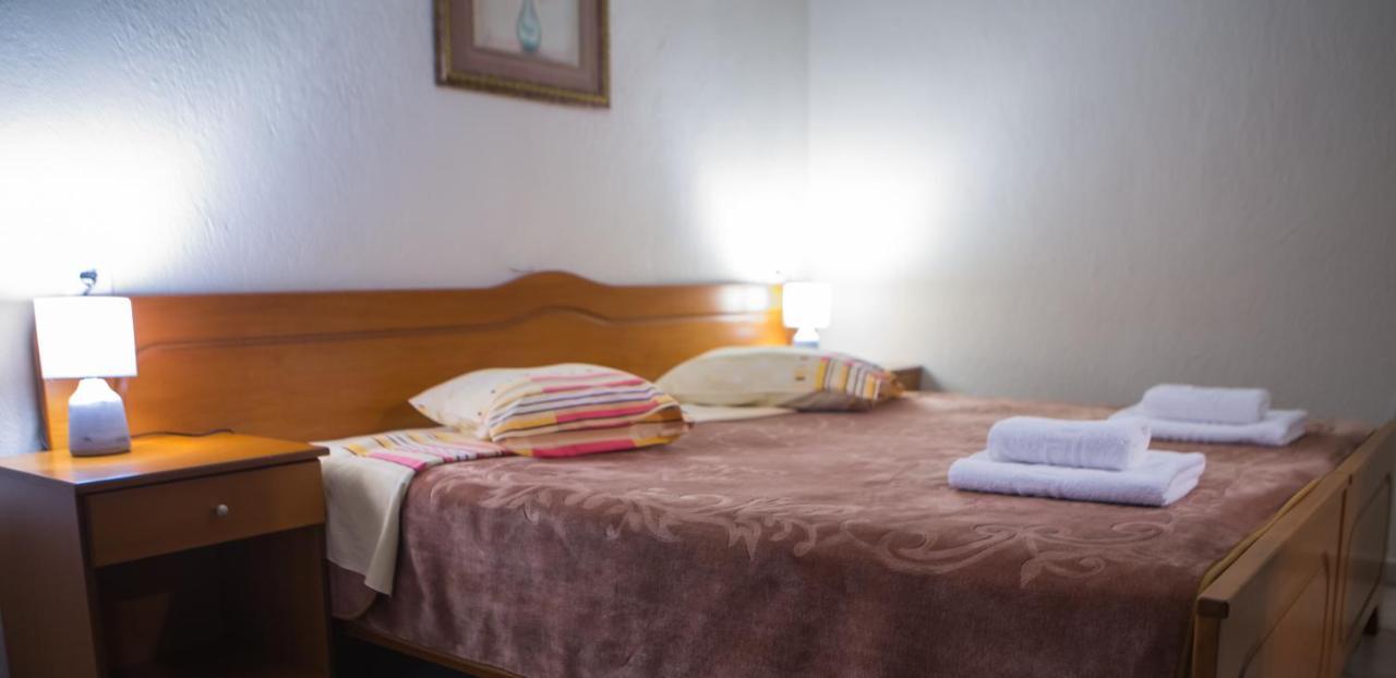 Avgi Apartment Káto Loutrákion Екстериор снимка