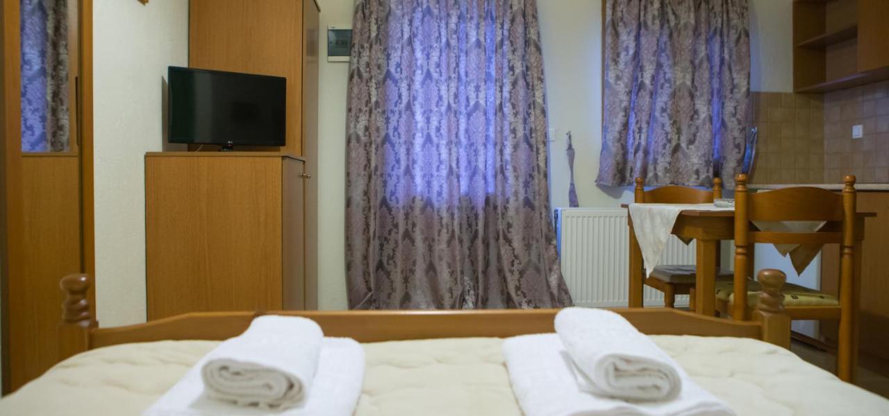 Avgi Apartment Káto Loutrákion Екстериор снимка